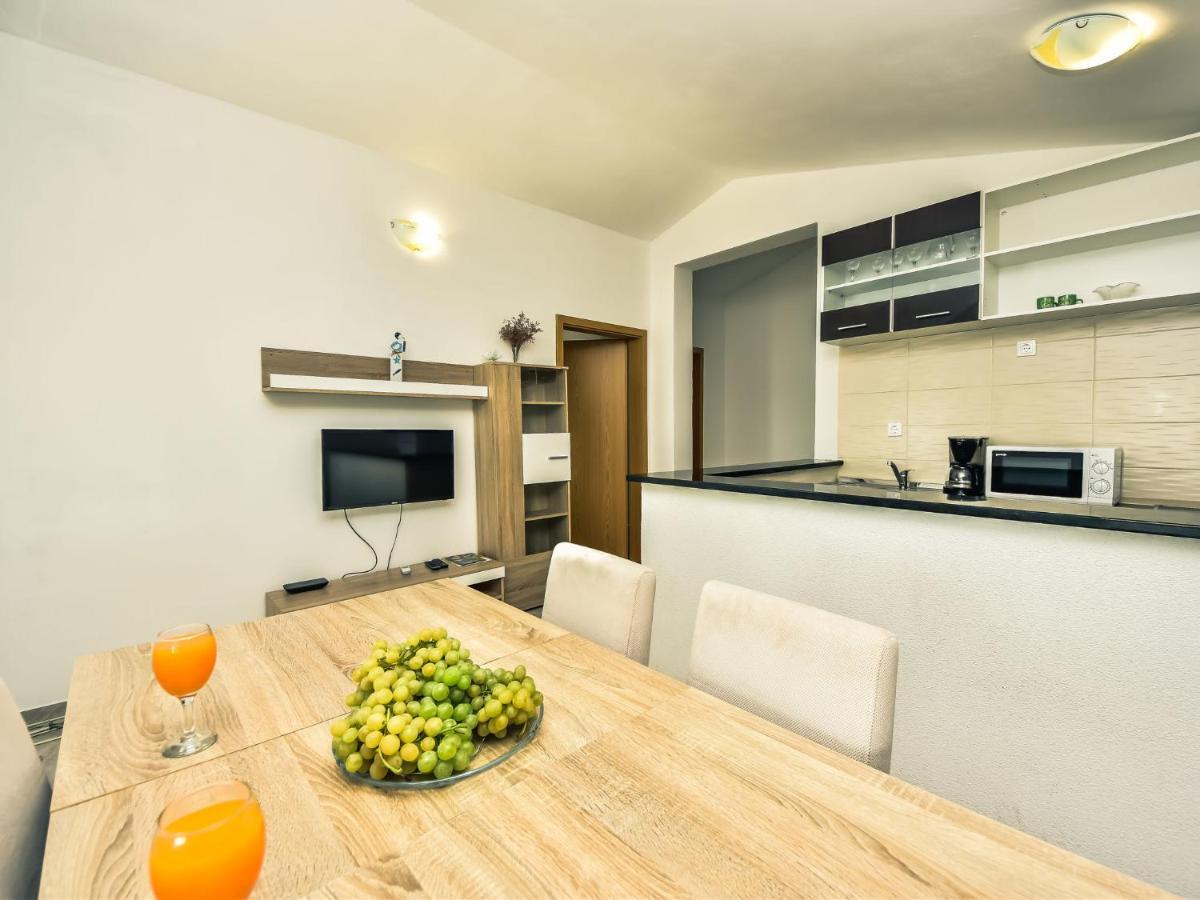 Holiday Home Marijana By Interhome Maslenica Ngoại thất bức ảnh